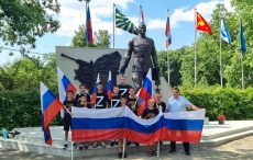 По инициативе городского отделения «Боевого братства» в Краснодаре прошел митинг в поддержку президента Владимира Путина и Вооруженных сил России.